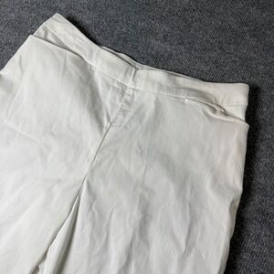 Susan Graver Women's White Capri Pants Elastic Waist Cropped Leg Casual Sz M